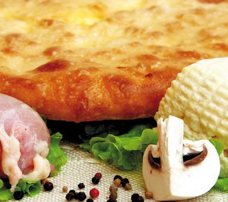 Картинка Осетинский пирог с мясом, сыром и грибами